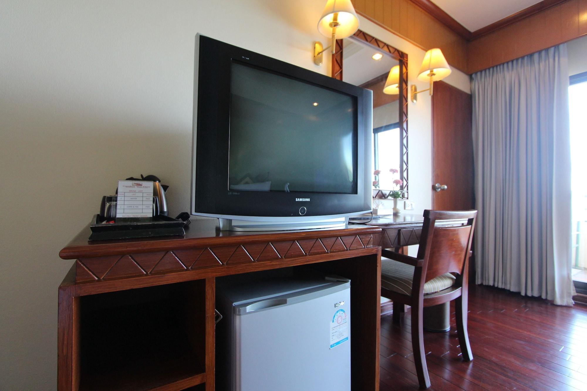 Garden Sea View Resort Pattaya Exterior photo