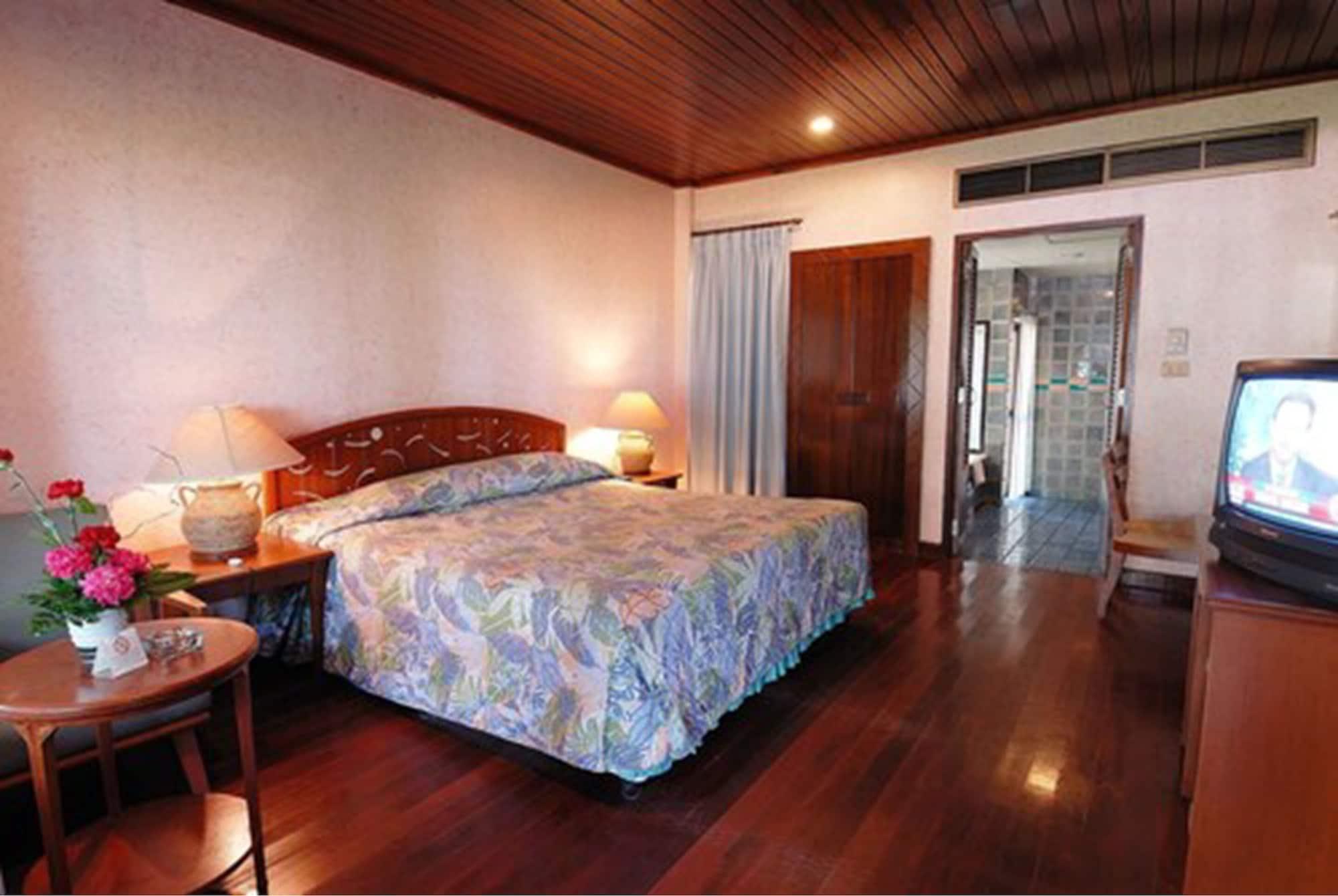 Garden Sea View Resort Pattaya Exterior photo