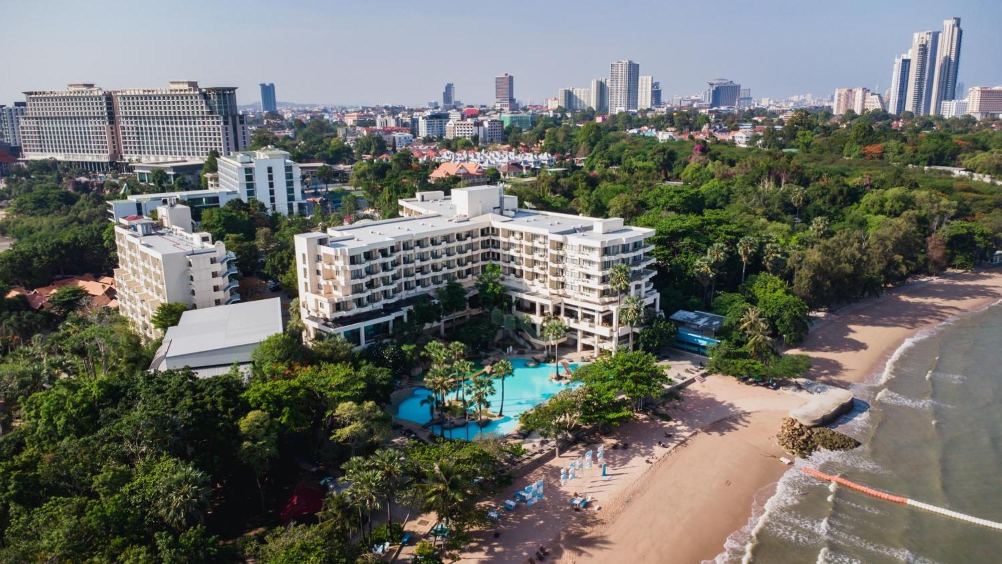Garden Sea View Resort Pattaya Exterior photo