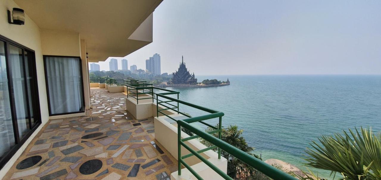 Garden Sea View Resort Pattaya Exterior photo